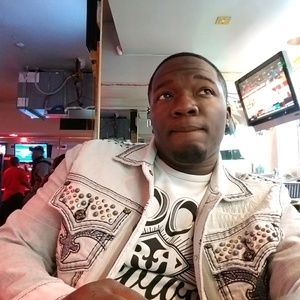 Meet your Posher, Deangelo